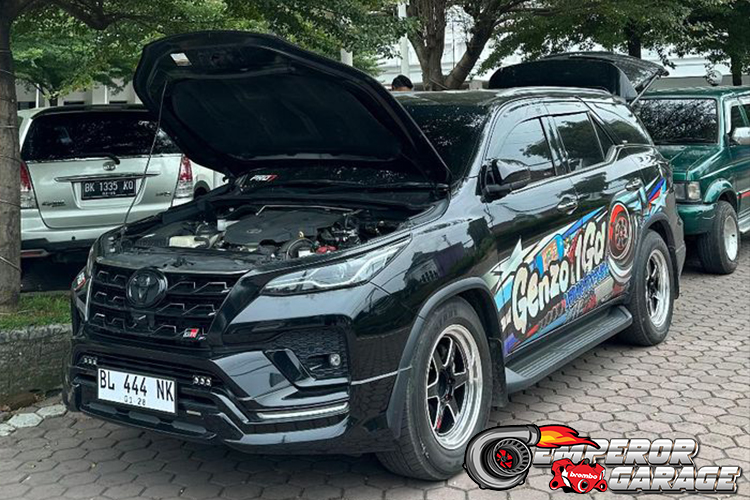 Debut Cumi-Cumi Darat: Toyota Fortuner Oprek Mesin