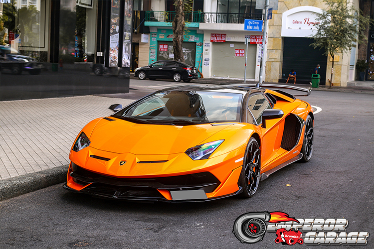 Mengenal Lamborghini Aventador: Kecepatan dan Kemewahan