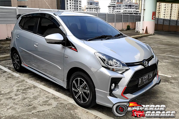 Toyota Agya: Mobil LCGC yang Efisien dan Terjangkau