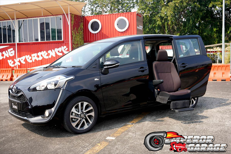 Toyota Sienta: Mobil Keluarga Multifungsi dengan Desain Modern