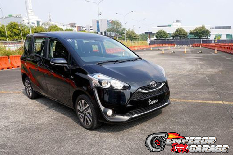 Toyota Sienta: Mobil Keluarga Multifungsi dengan Desain Modern