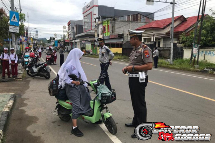 Apakah Speda Listrik Boleh di Gunakan di Jalan Raya