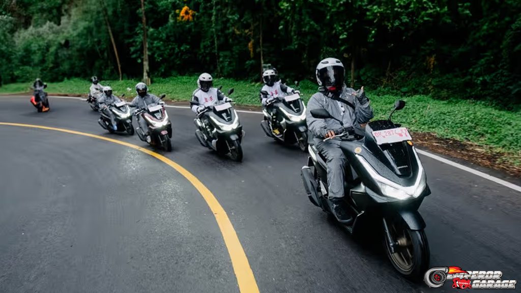 PCX 160 RoadSync: AHM Ajak Rider Nikmati Fitur Canggih di Bali