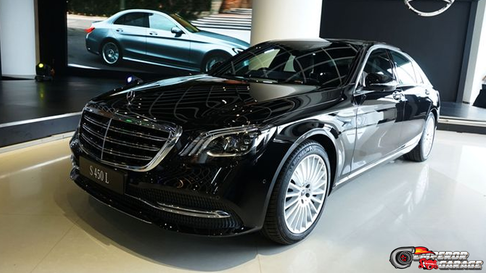 Mercedes-Benz S 450: Perjalanan Mewah dengan Kelas Dunia